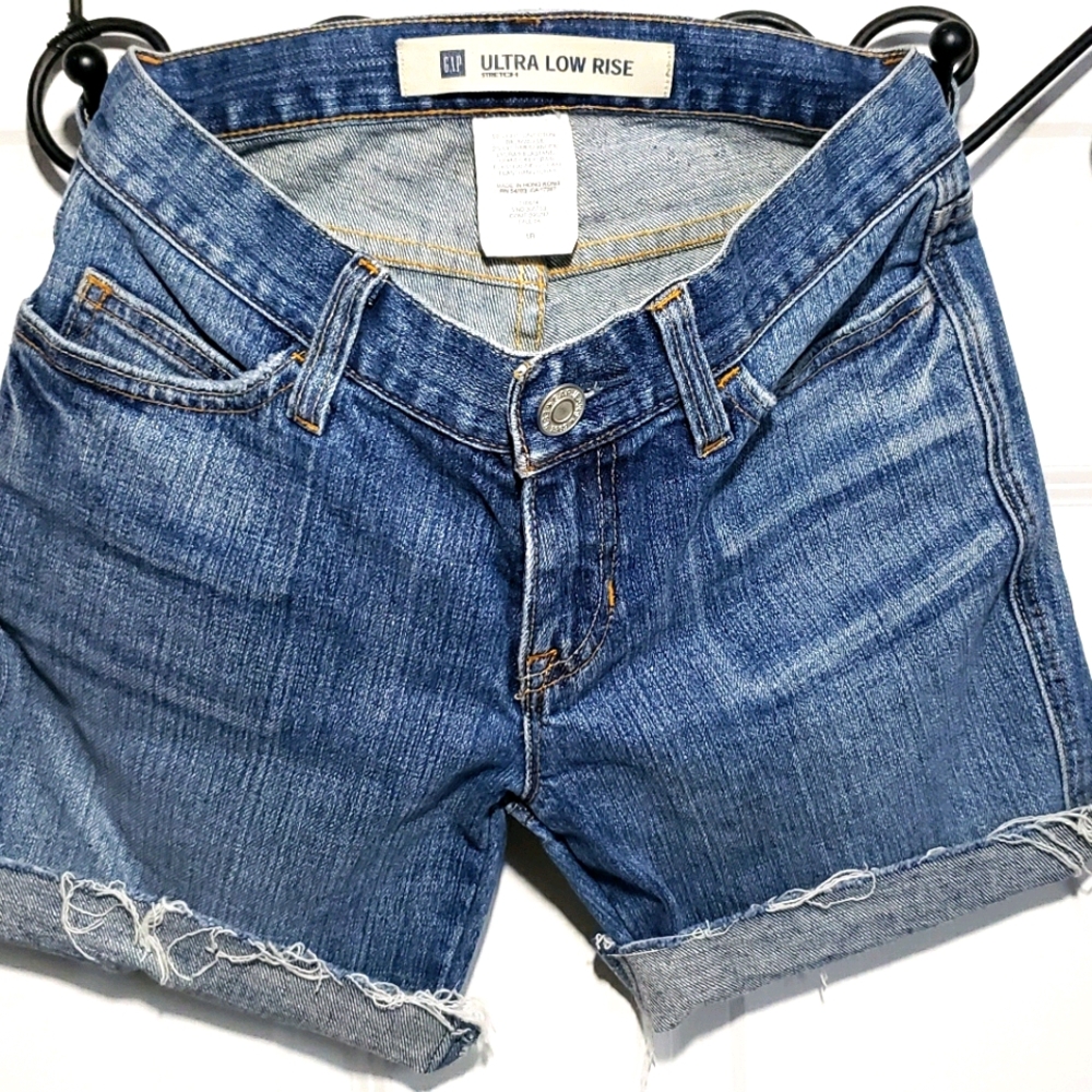 Gap Shorts